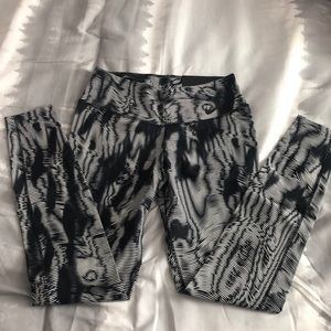 Nike Legendary Tight Fit